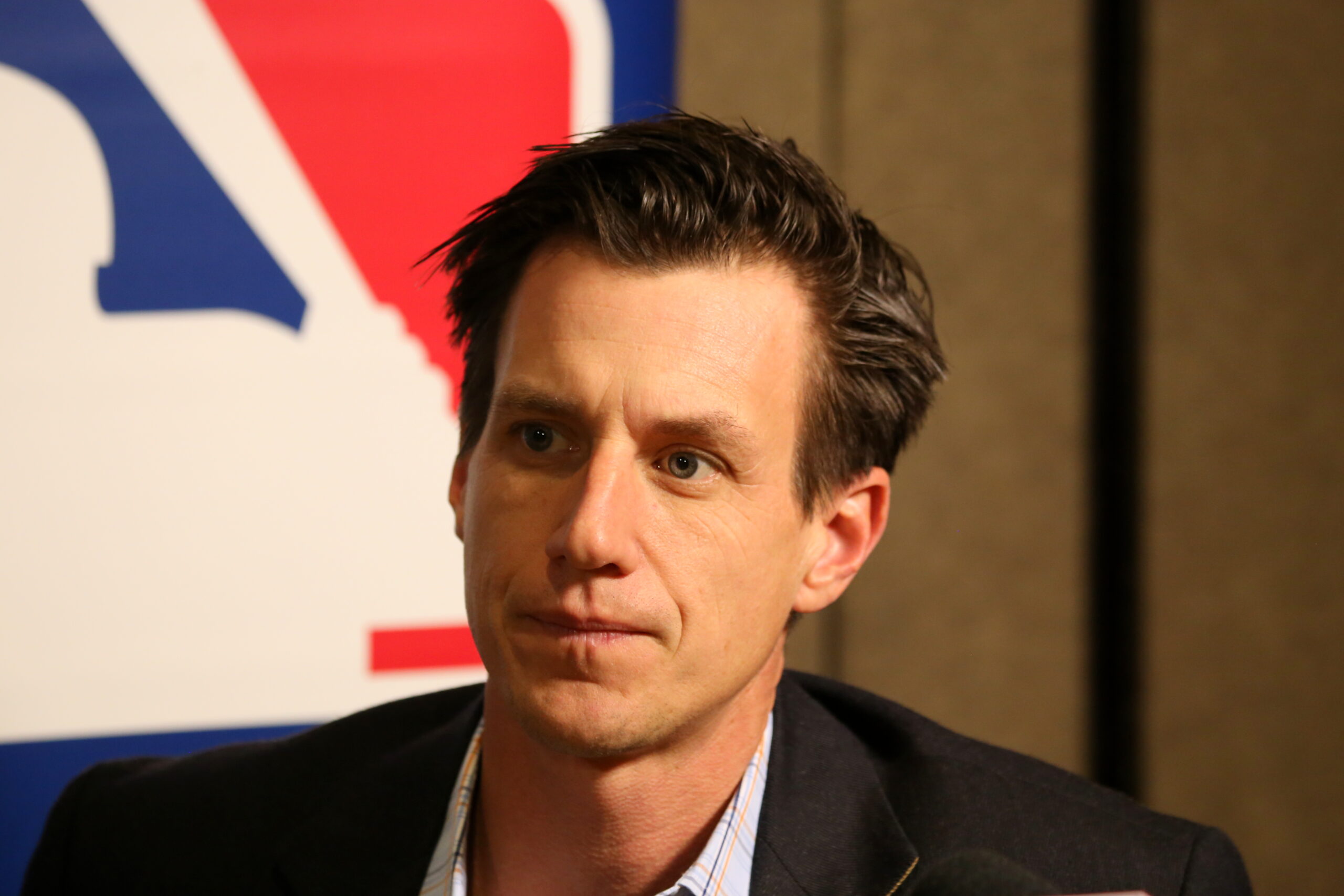 Brewers manager Craig Counsell talks to reporters at the #WinterMeetings.